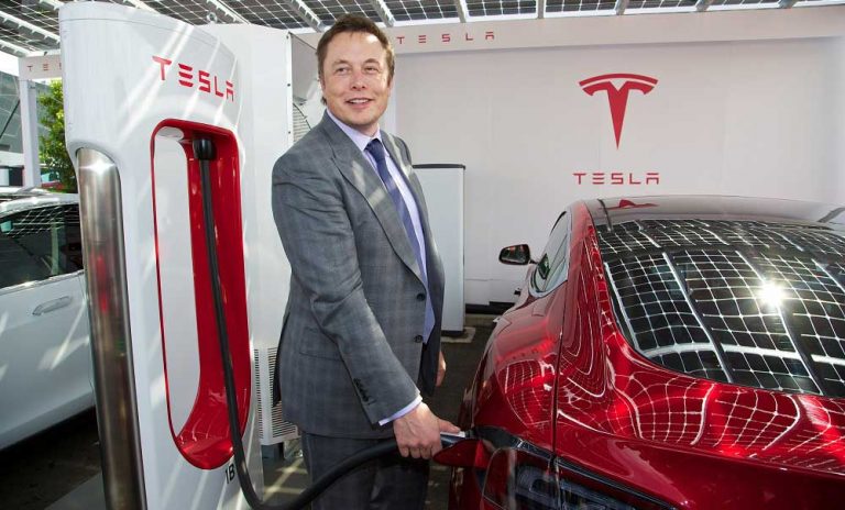 Tesla Başkanı Elon Musk’tan “Ford Hissesi Alın” Tepkisi