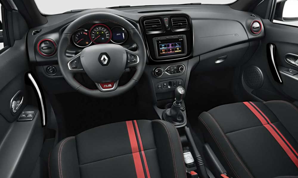 Sandero RS İç Mekan Yapısı