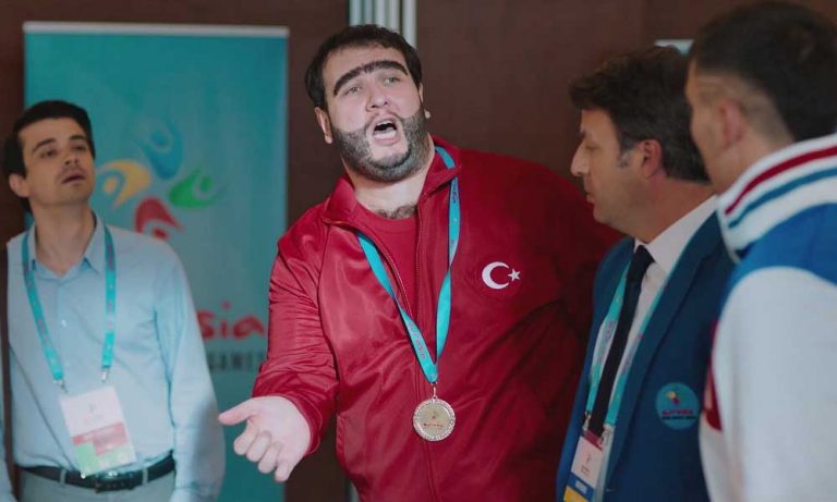Türk Sinema Tarihinde İlk Kez 7.3 Milyon Seyirciye Ulaşan Yerli Film!