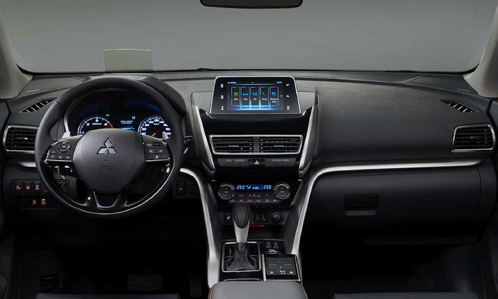 Yeni Mitsubishi Eclipse İç Mekan Yapısı
