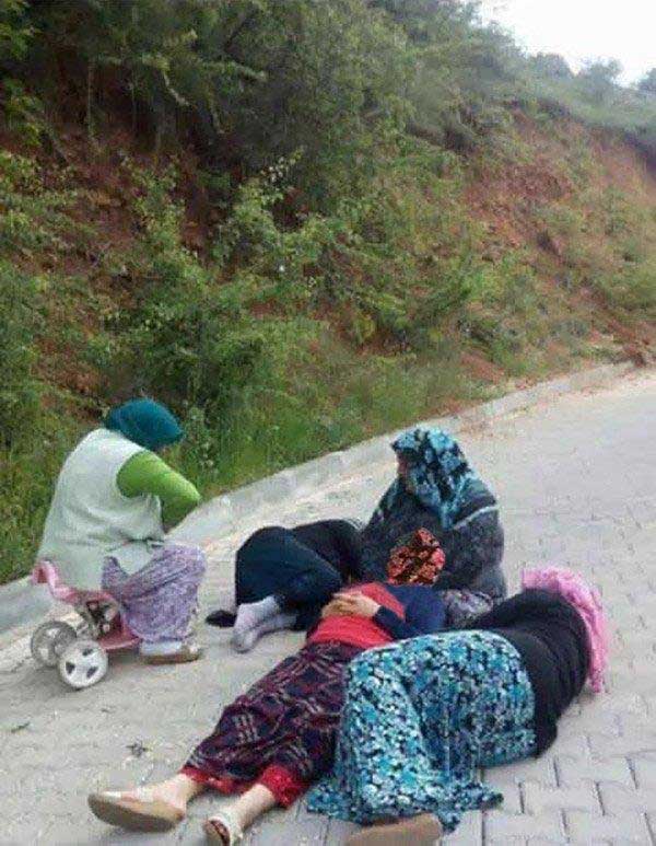 Acemi Bisiklet Surucusu Dehset Sacti Ulkemizde Cekilmis En Acayip Fotograflar 