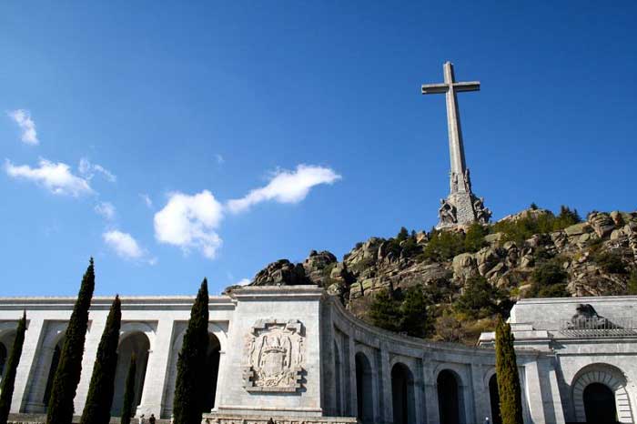 Francisco Franco'nun Gömüldüğü Mezarlık