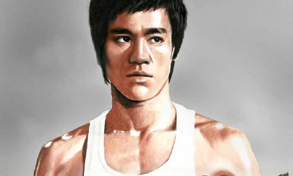Dövüş filmlerinin efsanevi ismi, Bruce Lee.