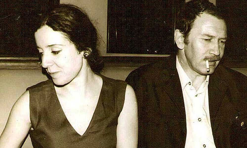 Eşi Turgut Uyar