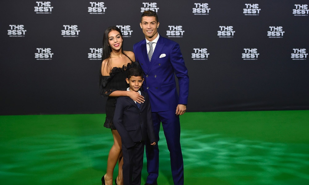 Ronaldo Yeniden Baba Olacağı için Mutlu