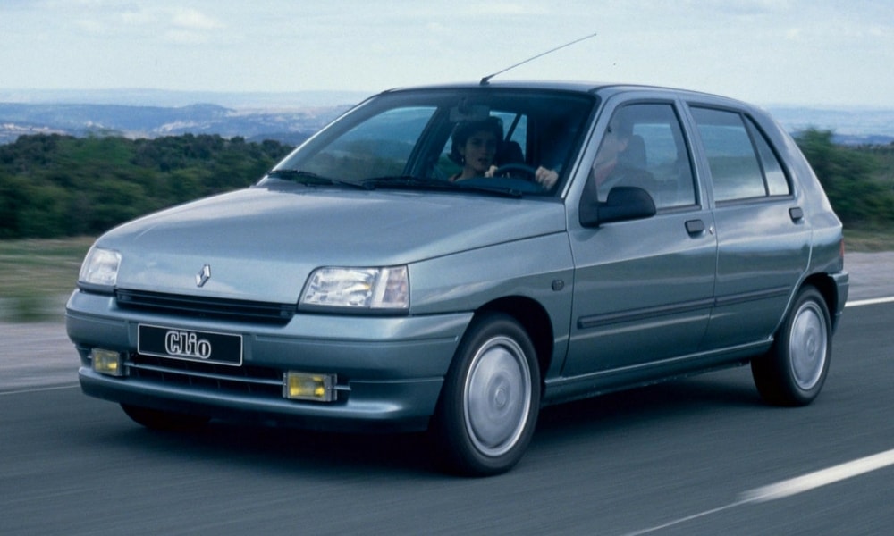 90 Li Yillarin En Populer Ve Havali Arabalari Renault Clio