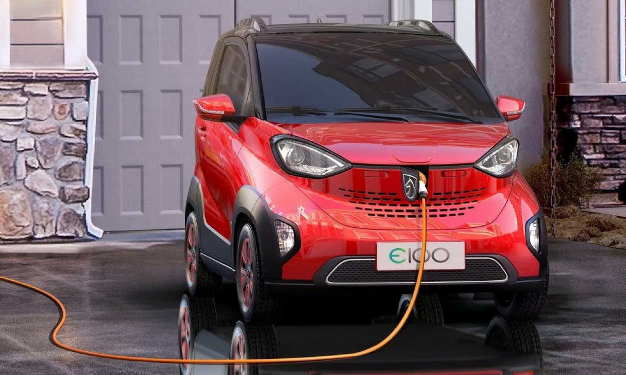 GM "Smart" Görünümlü Oldukça Ucuz Çin'li Baojun'un Üretimine Başladı!