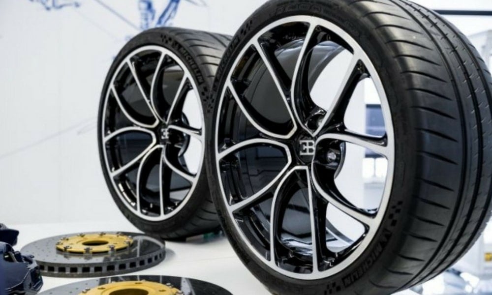 Bugatti Chiron Lastik Fiyatlari Artik Daha Ekonomik Michelin P Sport 2