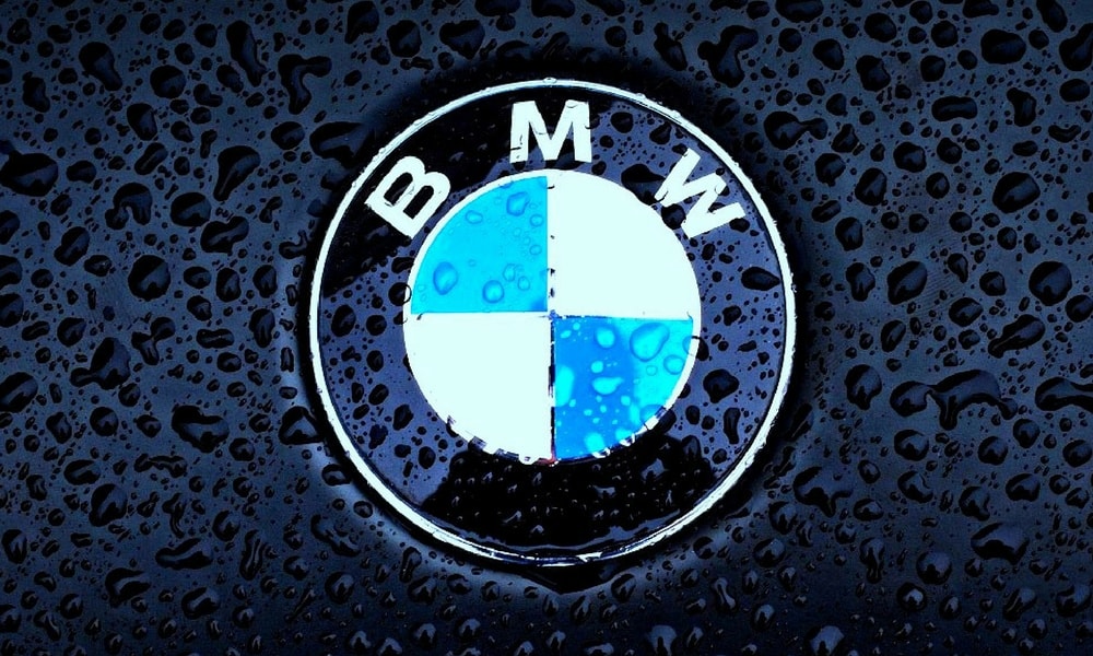 Abu Dhabi Motors Dan Yeni Bmw 7 Ye Sari Dokunus Fiyati