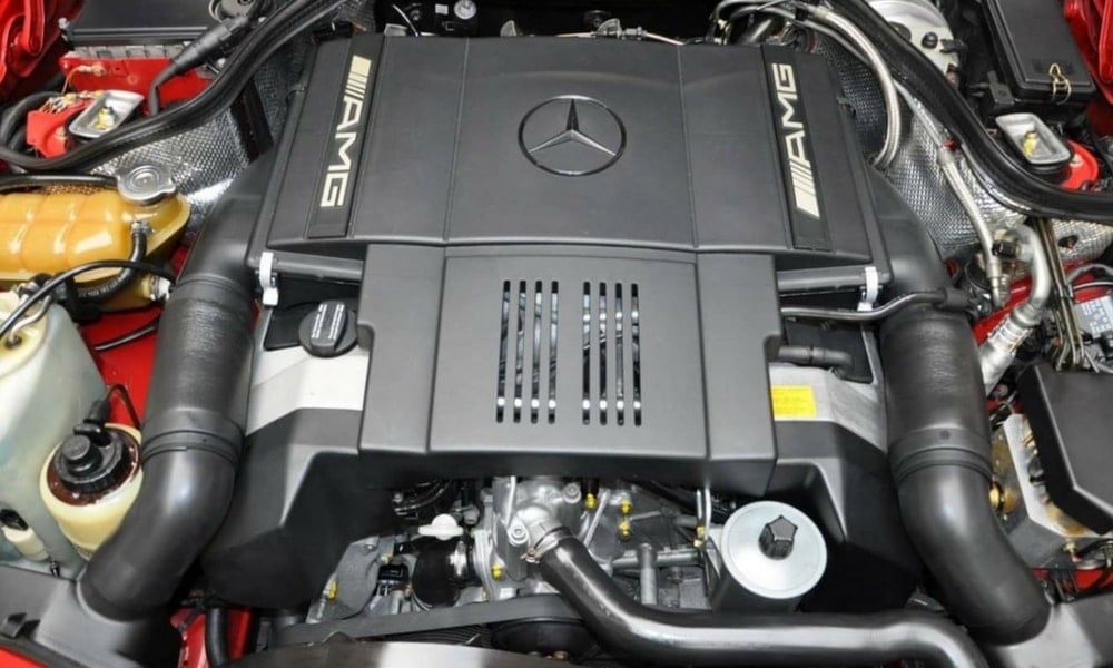 Japonya'da satılık Mercedes E60 Kırmızı Motoru Güçlü