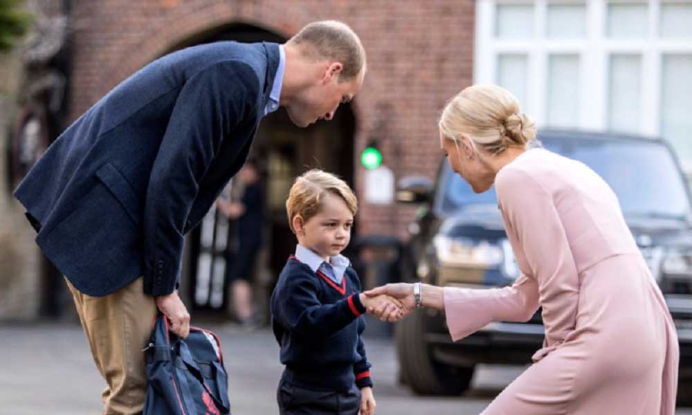 Küçük Prens, Londra’da Mandarin derslerinin verildiği Thomas Battersea isimli okula gidiyor.