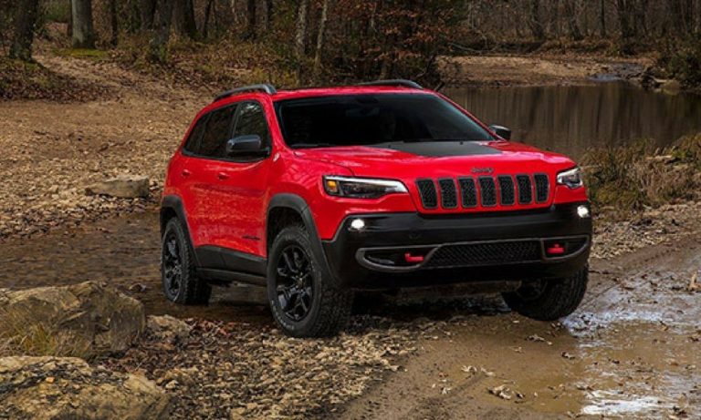 2019 Jeep Grand Cherokee’nin İlk Detaylı Resimleri Geldi!