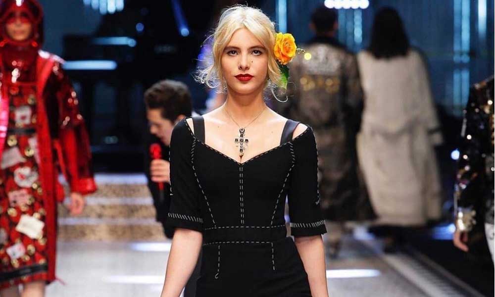 Lele Pons Dolce Gabbana için Podyuma Çıktı