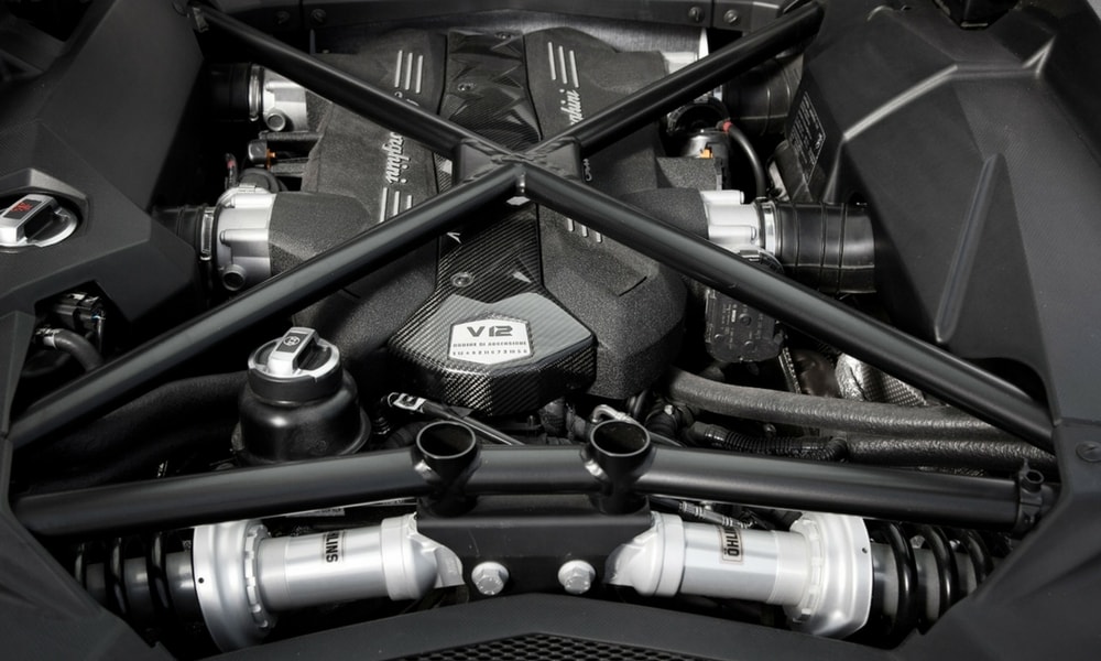 Dreams Factory Nin Lamborghini Aventador Sv Si Hologram Wrap Giydirilmesiyle Sira Disi Gozukuyor V12 Motor