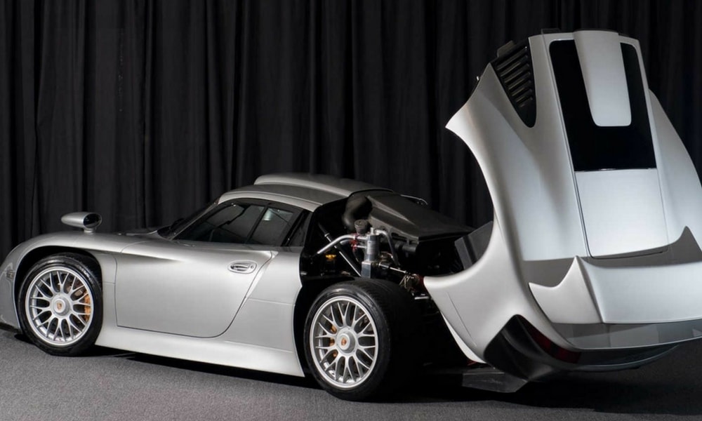 Efsane Porsche 911 GT1 Strassenversion Motor