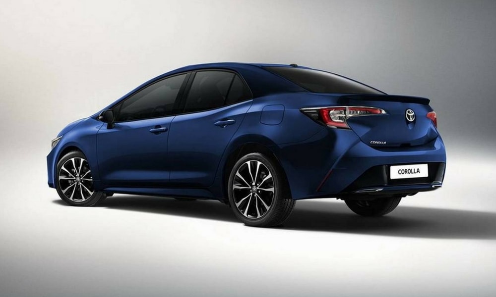 Auris Ten Uyarlanan Corolla Sizce Boyle Cikabilir Mi Arka Gorunum
