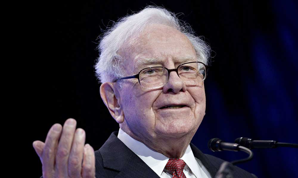 Warren Buffett’tan Öğrencilere Hayat Dersi: “Sakın Donald Trump Gibi Borç Almayın”