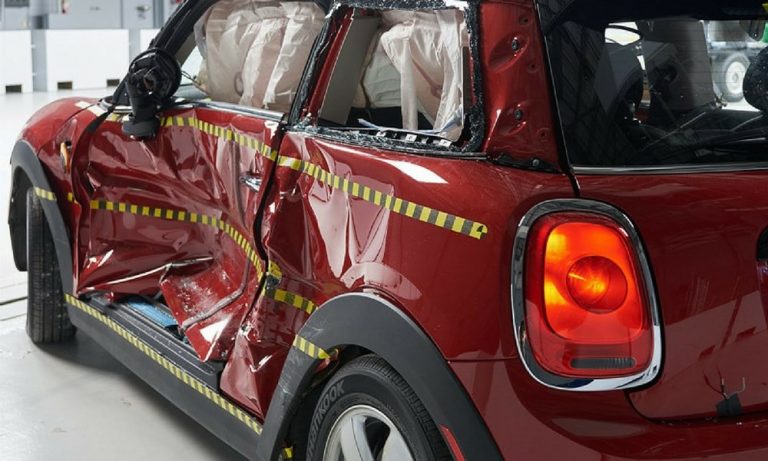 2019 Mini Cooper’ın IIHS Kaza Testleri Sonuçları Yayınlandı!