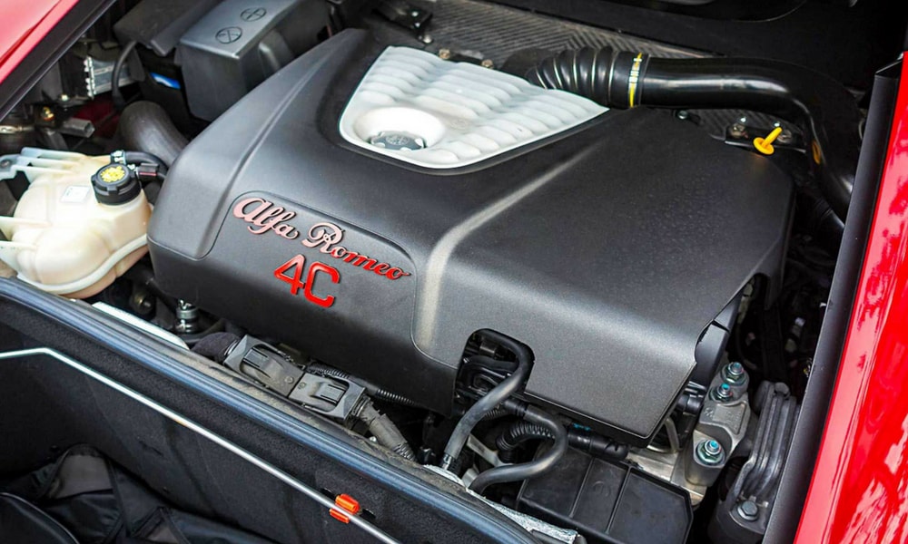 Alfa Romeo 4c Uzerine Yapilan Tek Seferlik Mole Costruzione Artigianale 001 Motor