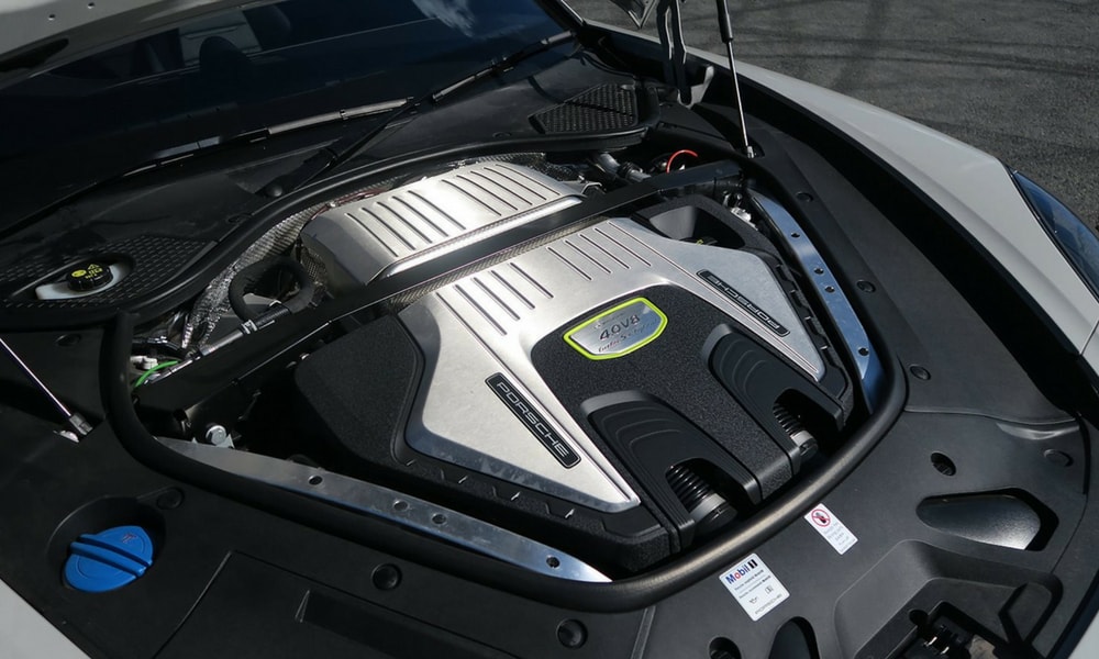 Yeni 2020 Audi RS7 +300 km Hız Sınırını Geçecek