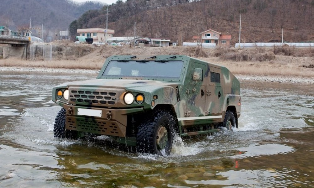 Kia Light Tactical Vehicle Askeri Araç Su Geçişi