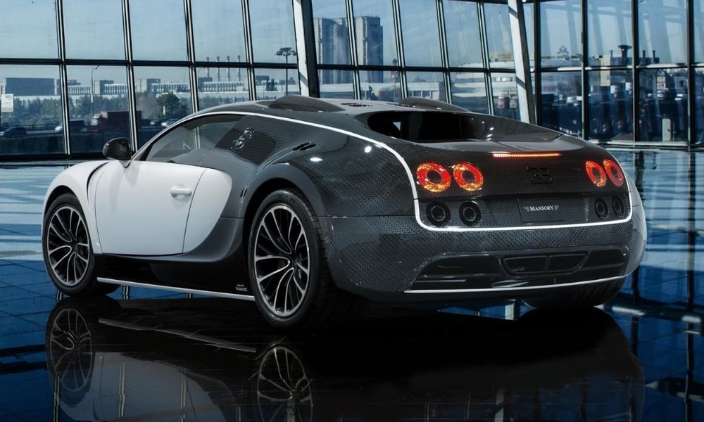 Bugatti Veyron Her 20 Bin Doları Veren Kişiye Kiralanmayacak!
