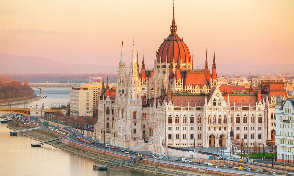 Cumhurbaşkanı Erdoğan Türkiye-Macaristan İş Forumu'nda İşbirliği