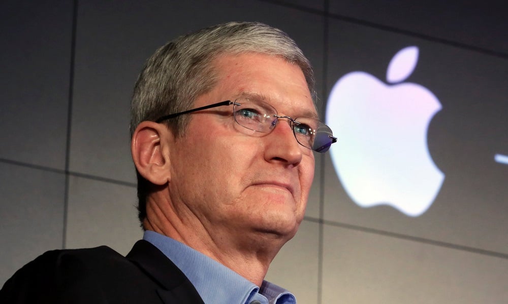 Apple CEO'su Tim Cook: İlk Çeyrek Beklentilerini Düşürdü 