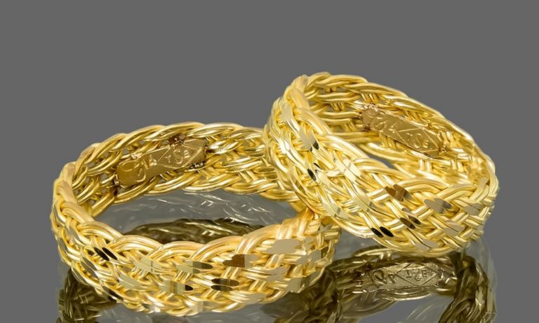 Gram Altın Dolar Kuru ve Ons Fiyatlarındaki Artışla 230 Liraya Tırmandı