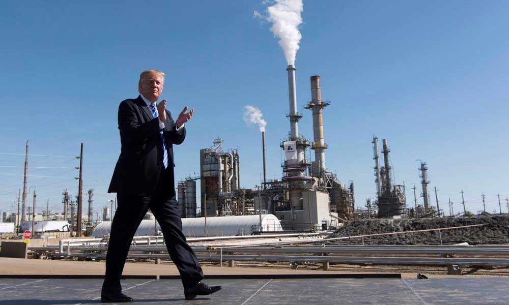 Trump Petrol Ambargoları Uygulayacak