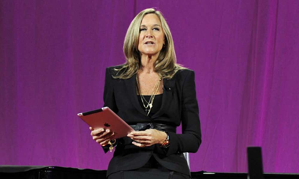 Apple Perakende Şefi Angela Ahrendts Açıklama 