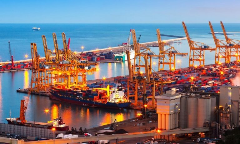 Dış Ticaret Açığı Ocak’ta %72,5 Azalarak 2,5 Milyar Dolara Geriledi
