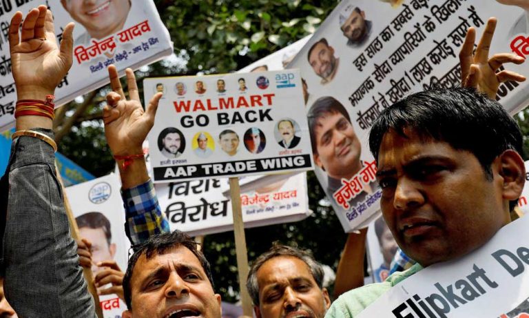 Hindistan Amazon ile Walmart’ı Kısıtlayabilecek Yeni E-ticaret Kuralları Düşünüyor