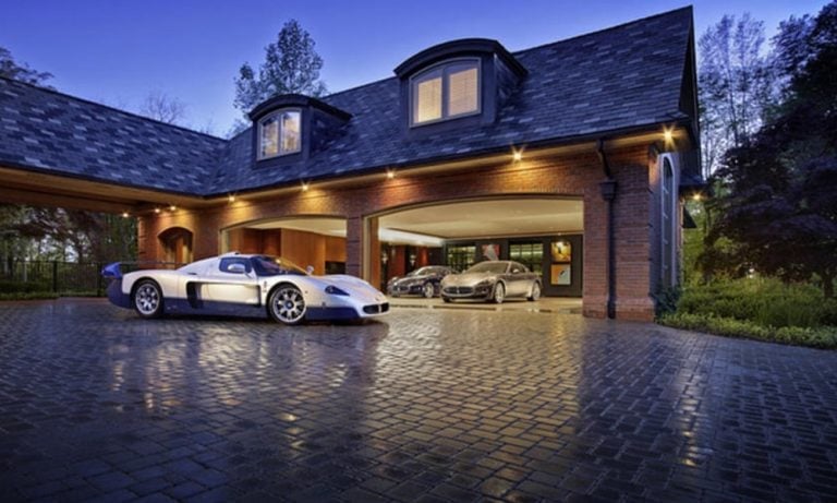 Zenginlerin Arabaları için Yaptırdığı Dünyanın En Lüks ve Pahalı Rüya Garajları!