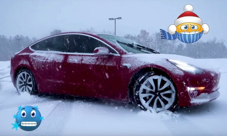 Tesla Sahipleri Sinirli: “Kışın Model 3’ün Batarya ve Kapı Kolları Donuyor”