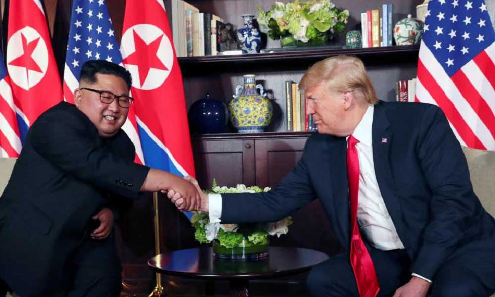 Trump Kim ile Hanoi'de Görüşeceğini Açıkladı 
