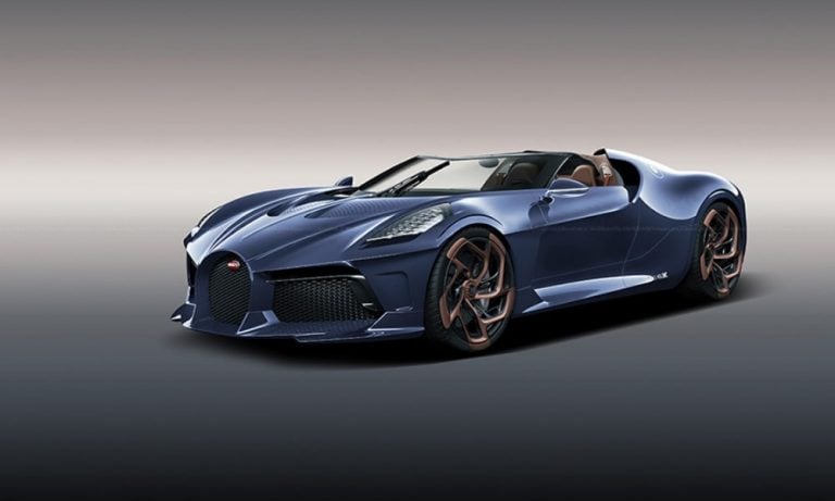 Bugatti La Voiture Noire Üstü Açık Mavi Rengiyle de Etkileyici!