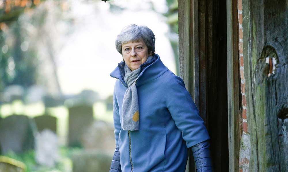 May'in İstifası Brexit Desteğini Artırabilir