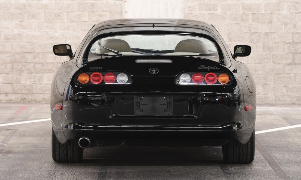 ABD'de Satılık Siyah Toyota Supra Stoplar