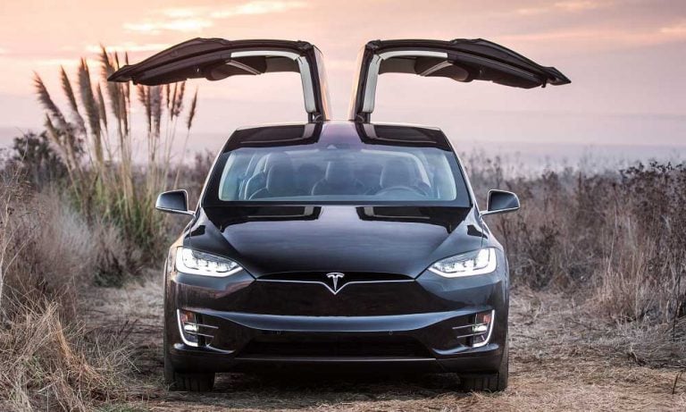 Tesla için 4000 Dolar Hedef Fiyatı Olan Fon Yöneticisi Beklentileri Artırdı
