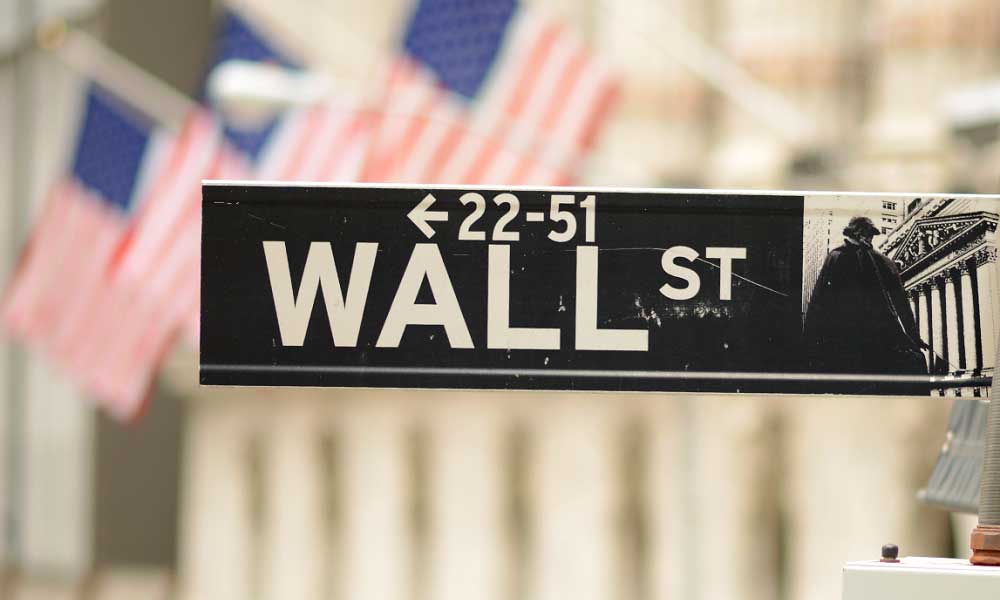 Ticari Anlaşmazlık Wall Street'i Düşürüyor