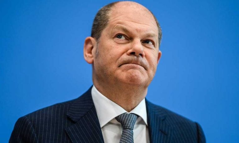 Almanya Maliye Bakanı Yavaşlayan Ekonomiyi Canlandırmak için Yeni Borca Karşı