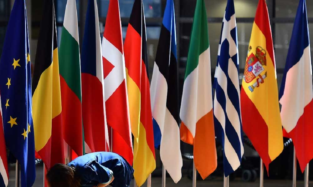 Euro Bölgesi Mart 6 Yılın En Büyük Daralmasını Yaşadı 