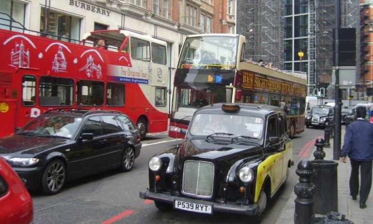 Londra “Dünyanın En Zorlu Araç Emisyon Standartı” ULEZ’i Devreye Alıyor!