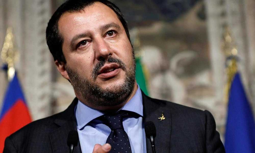 Matteo Salvini Avrupa Komisyonu İtalya Fransa Aynı Davranmalı  