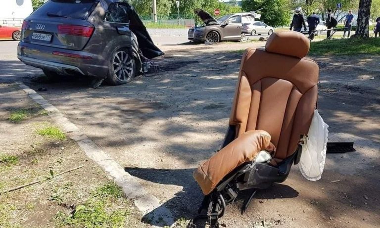 Kaza Sonrası Bu Sefer de Alman SUV Audi Q7 İkiye Bölündü!