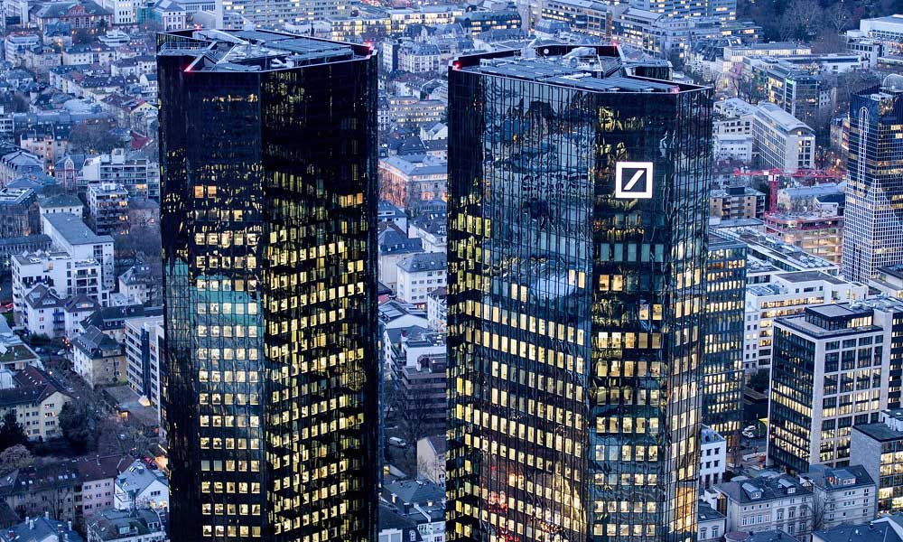 Deutsche Bank Yüzde 2,7 Düştü
