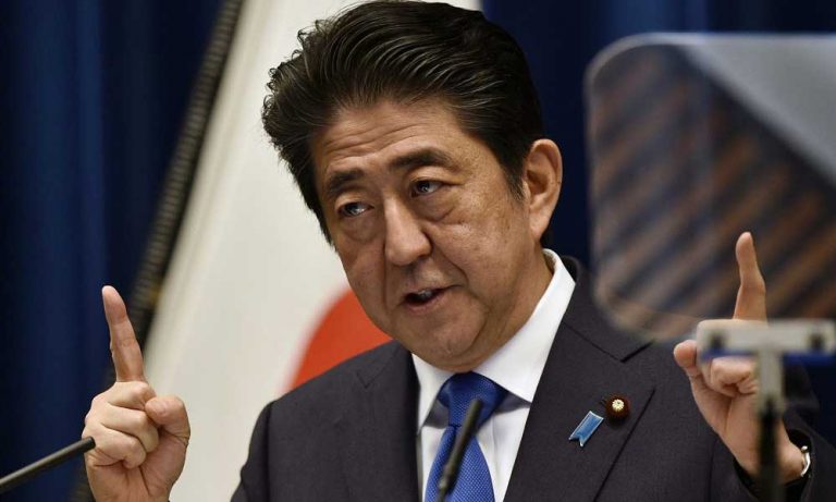 Japonya Başbakanı Bölgesel Gerilimi Hafifletmek için Hasan Ruhani ile Görüşecek