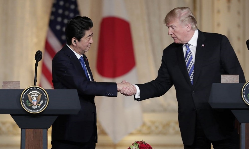 ABD Başkanı Donald Trump, Japonya Başbakanı Shinzo Abe