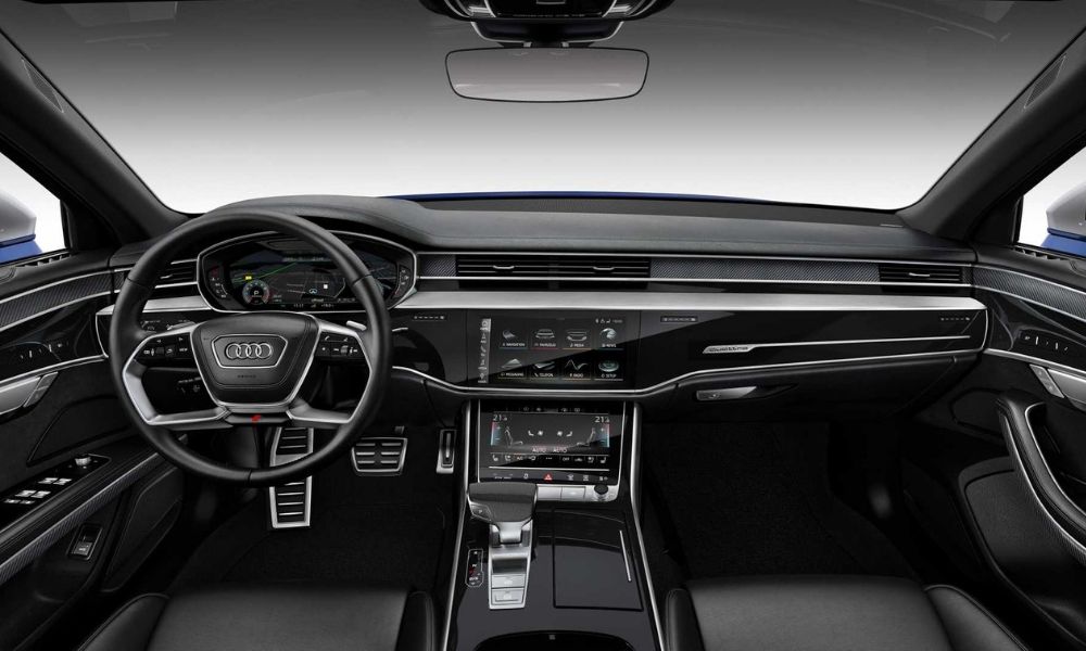 2020 Yeni Audi S8 Quattro Kokpit ve Motor Teknik Bilgileri